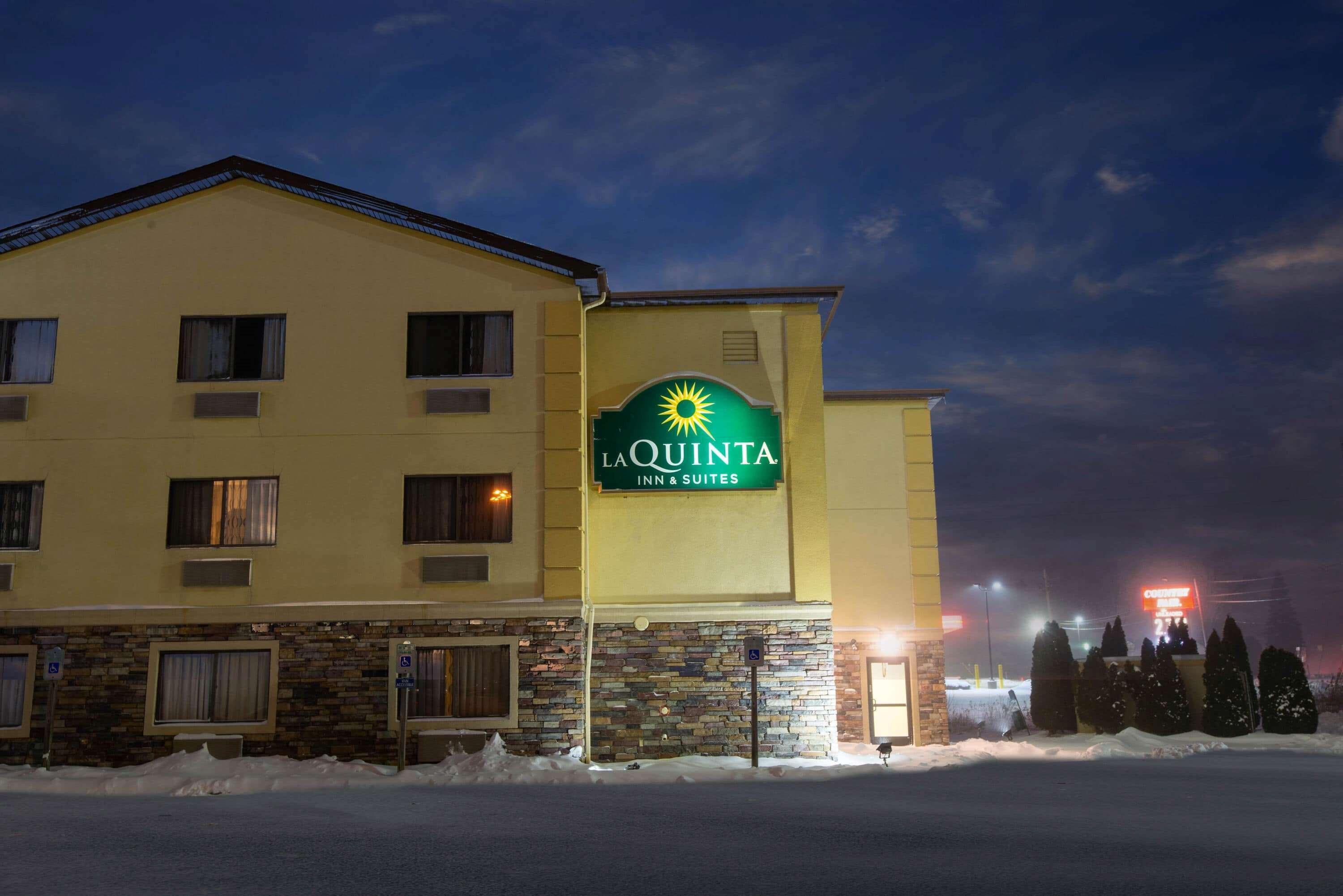 La Quinta By Wyndham Erie 3*