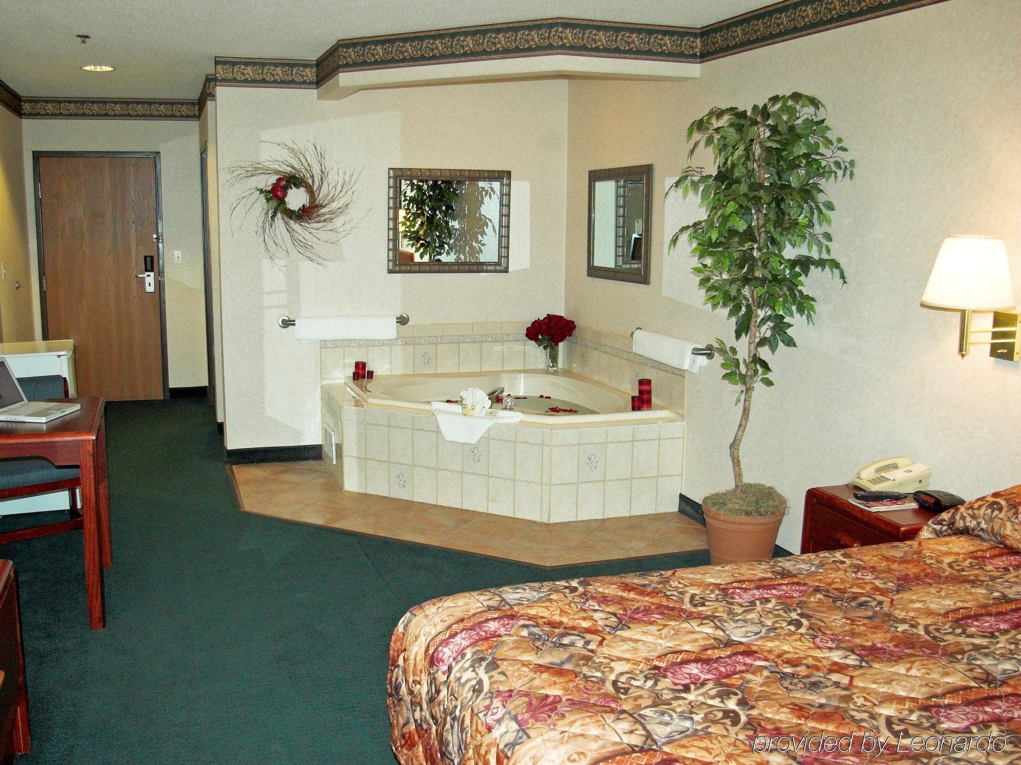 La Quinta By Wyndham Erie 3*